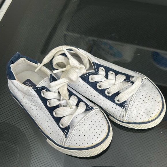 Crazy 8 Other - Toddler boys size 7 lace up sneakers tennis shoes